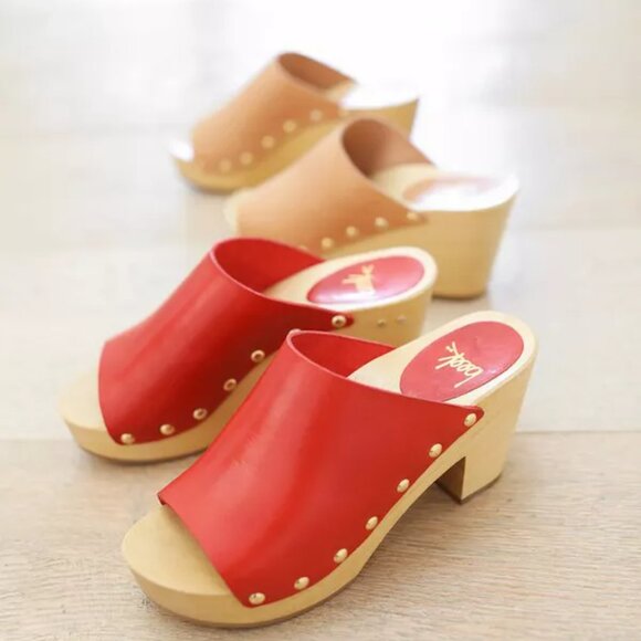 NEW BEEK BEEK Made In Brazil Leather Peacock Heels in red  925 7t3 - Picture 7 of 10